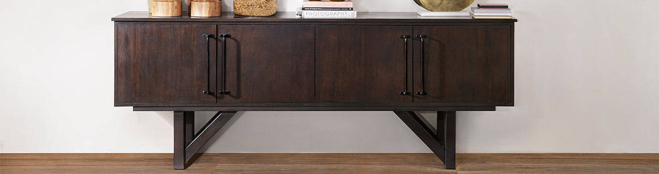 Media & Shelving